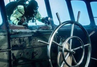 Профессиональные подводные съёмки на затопленном судне Elpida