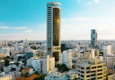 Стасикратус в Никосии: магазины закрываются, небоскрёбы растут