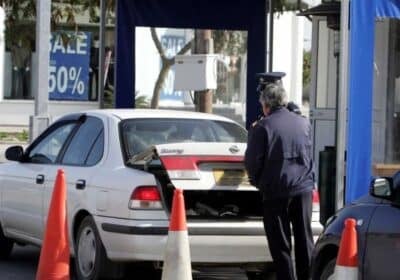 В багажнике автомобиля найден нелегальный иммигрант